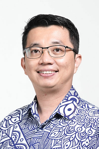 Roni Sugiarto